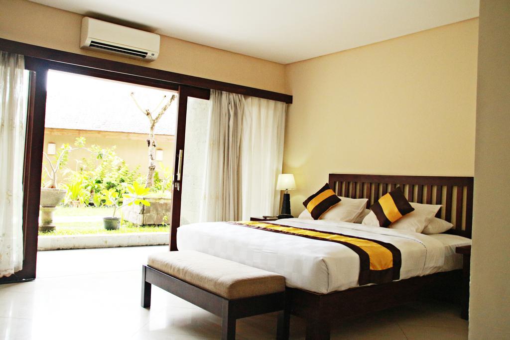 Nirmala Hotel Jimbaran Rum bild